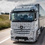 Mercedes-Benz prueba el primer prototipo de camión autónomo